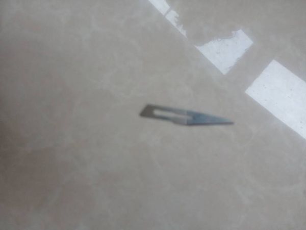 自動(dòng)去冠器